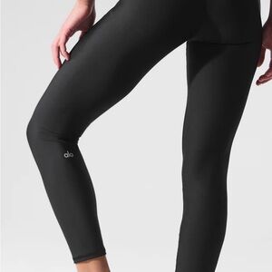 ALO Airlift Leggings